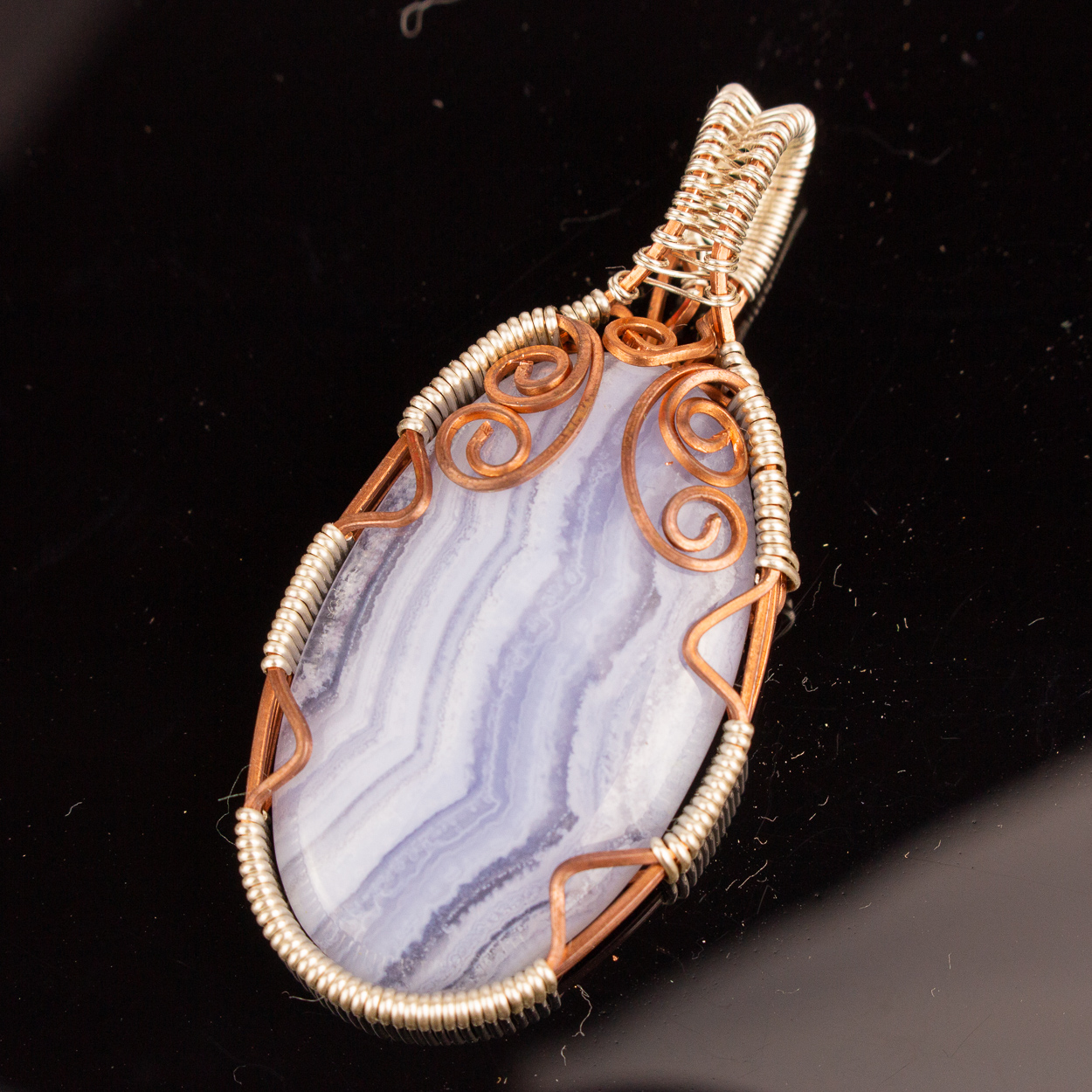 blue-lace-agate-crystal-encyclopedia-crystalline-wellness